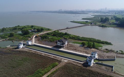 加大環(huán)境保護與開發(fā),建設高顏值的生態(tài)經濟(圖1) 1-1Z621103112433_副本.jpg