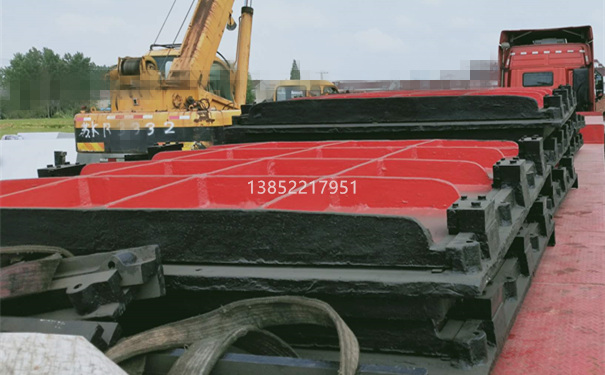 型號(hào)SFZ1800鑄鐵閘門(mén)圖2