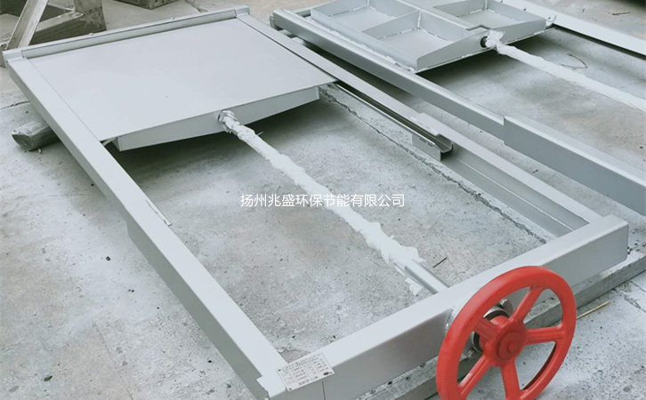 不銹鋼機閘一體閘門-自撐鋼制渠道閘門-揚州兆盛環保節能有限公司(圖2) 01912131347182.jpg